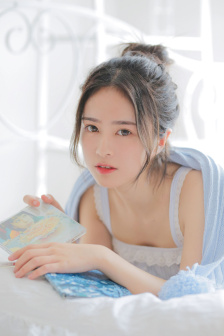 瞬息全宇宙在线观看